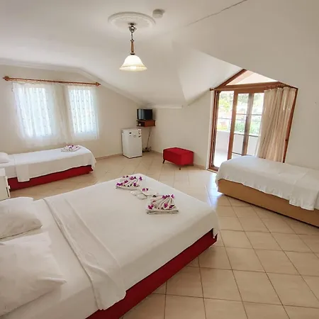 アパートホテル Bucak Apart Hotel Goecek 