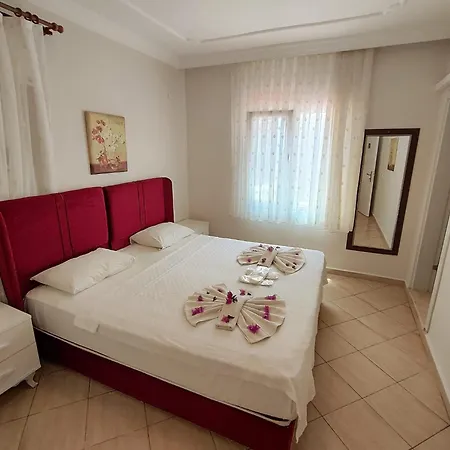 Bucak & Apartahotel 4*